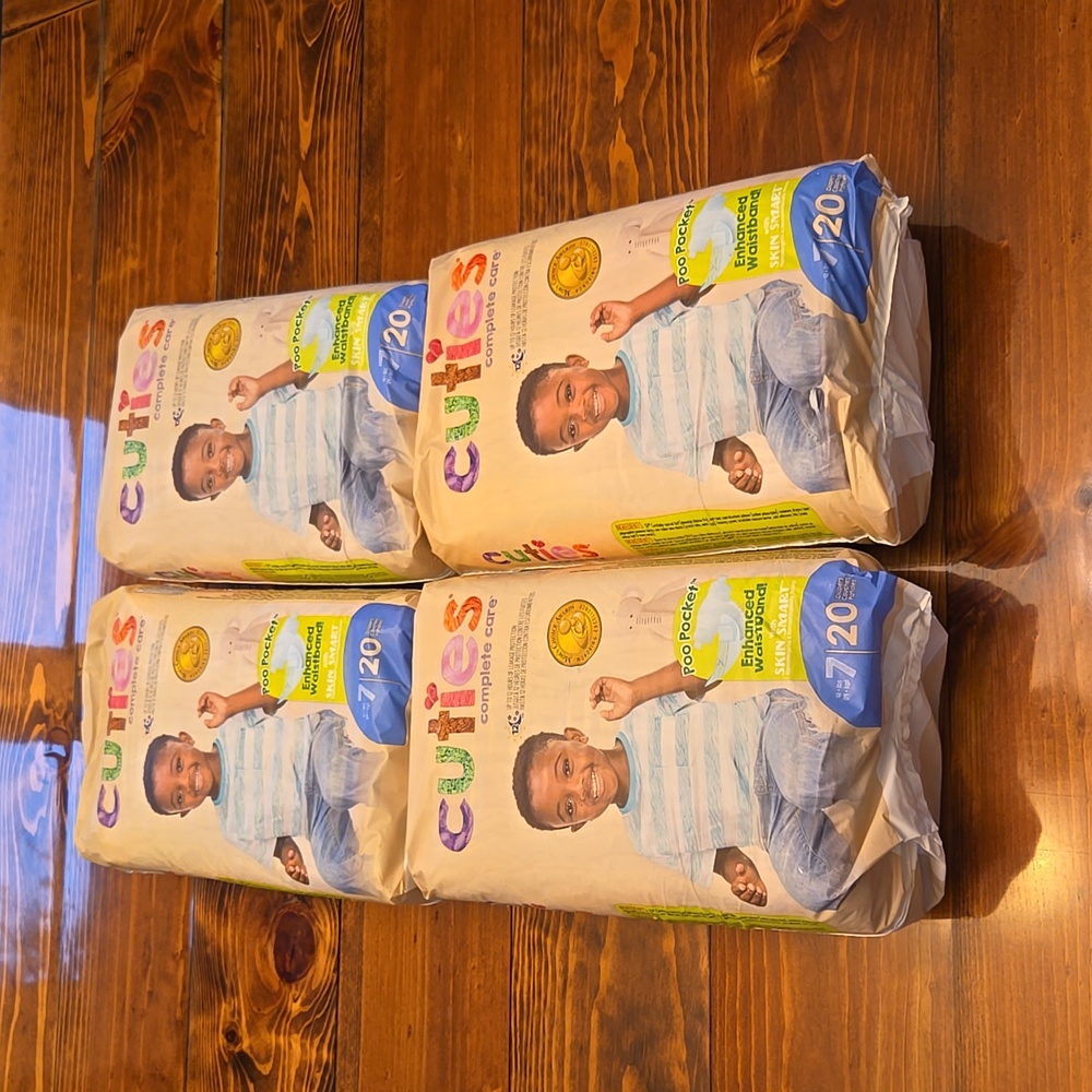 Cuties size 7 diapers